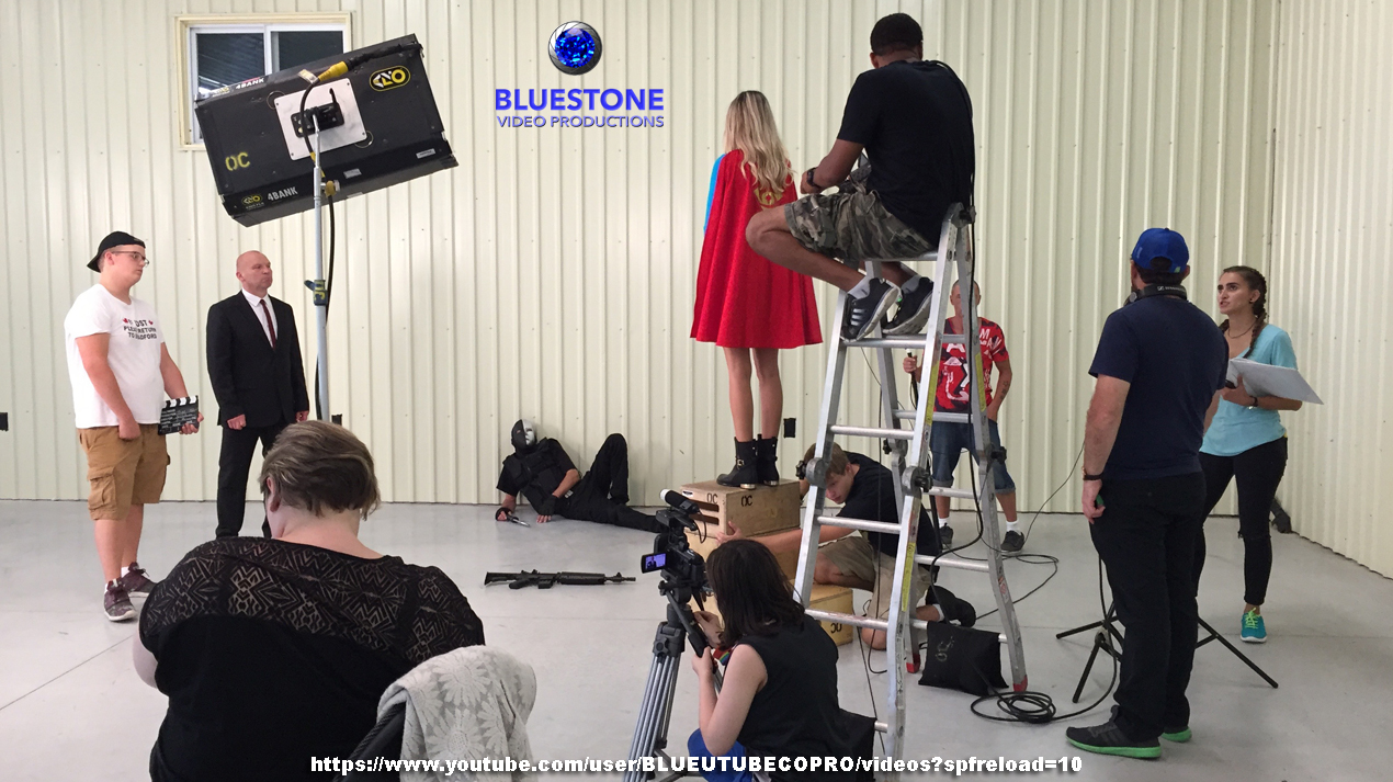 Behind the scenes still 70 season 3.jpg